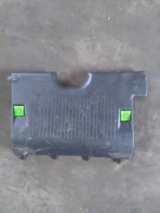 Vnitřní kryt pojistové skříně - VOLKSWAGEN - GOLF III (1H1)