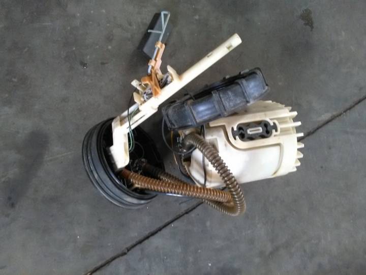 Čerpadlo nádrže - VOLKSWAGEN - GOLF III (1H1)