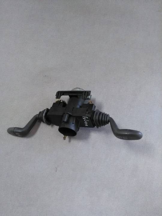 Přepínací páčky, levá i pravá - ŠKODA - FELICIA I (6U1)