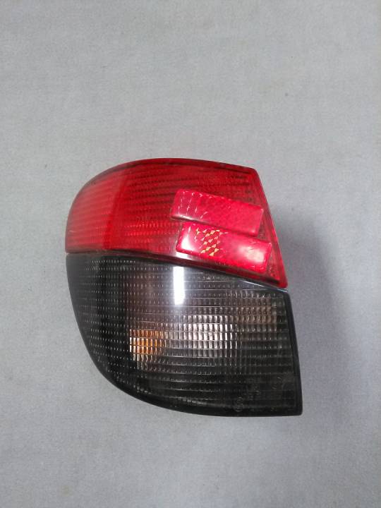 Zadní levá lampa - PEUGEOT - 406 (8B)