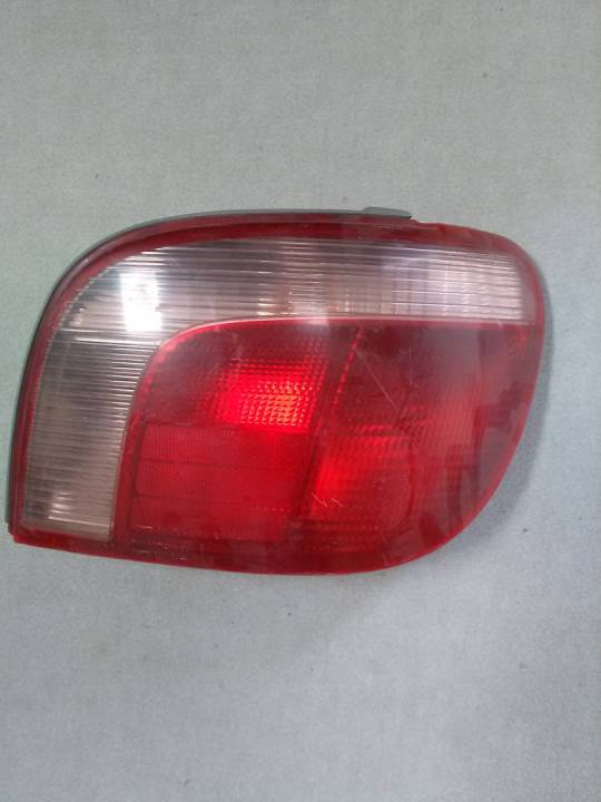 Levé zadní světlo - TOYOTA - YARIS (_P1_)