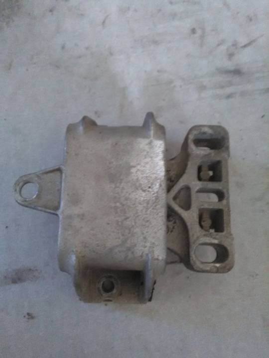 Silentblok motoru - ŠKODA - OCTAVIA I (1U2)