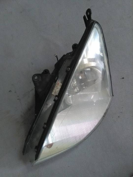 Levé přední světlo - FORD - FOCUS karoserie/kombi (DNW)