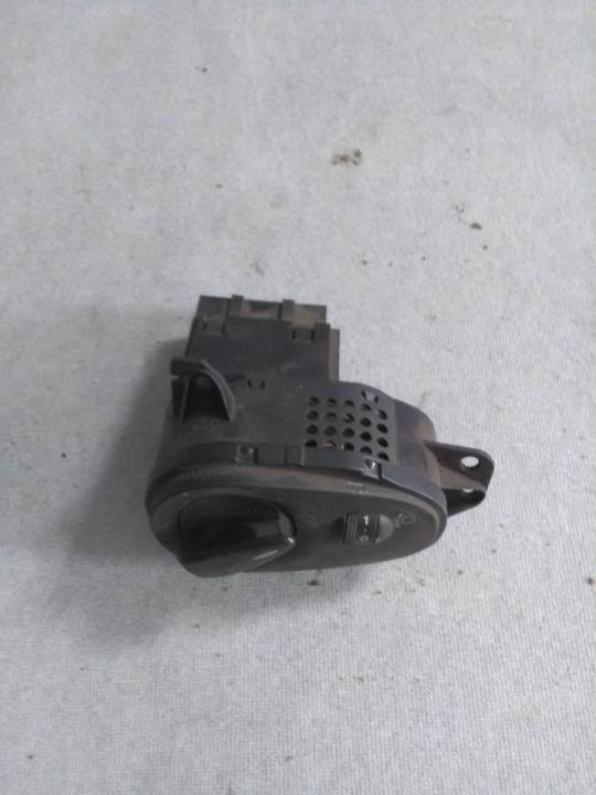 Ovládání světel - FORD - FOCUS karoserie/kombi (DNW)