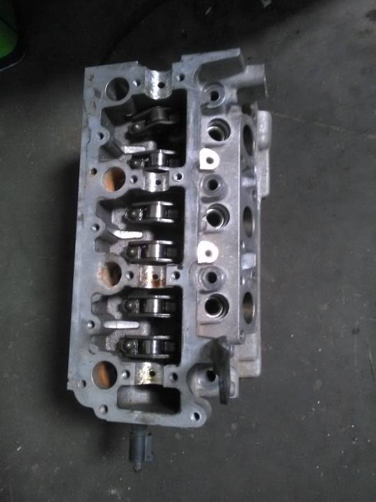 Hlava motoru - ŠKODA - FABIA I (6Y2)