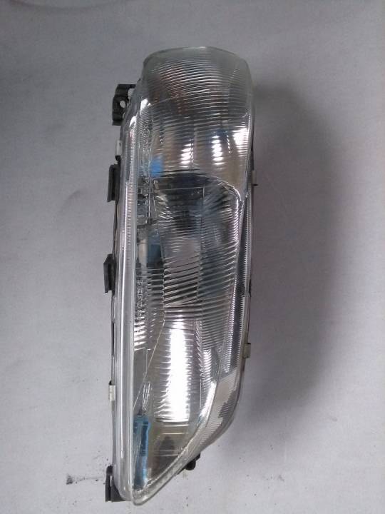 Pravé přední světlo - PEUGEOT - 306 hatchback (7A, 7C, N3, N5)