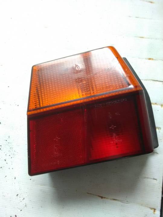 Pravá zadní lampa - ŠKODA - FAVORIT (781)