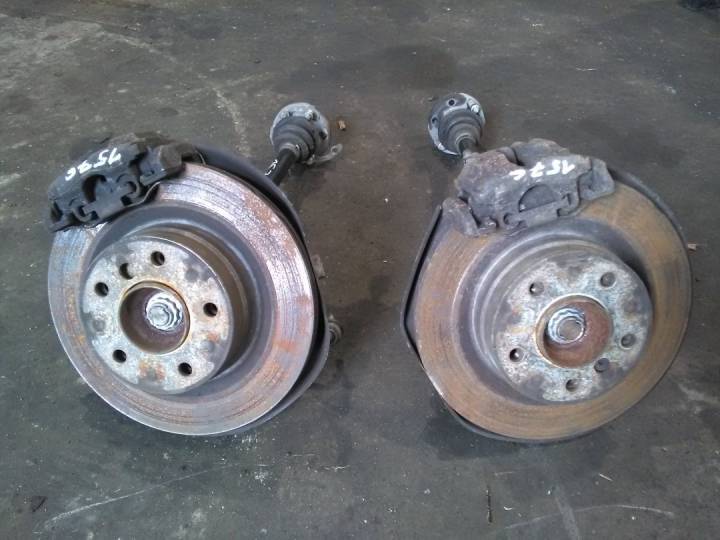 Brzdový kotouč zadní 2 ks - BMW - 3 (E90)