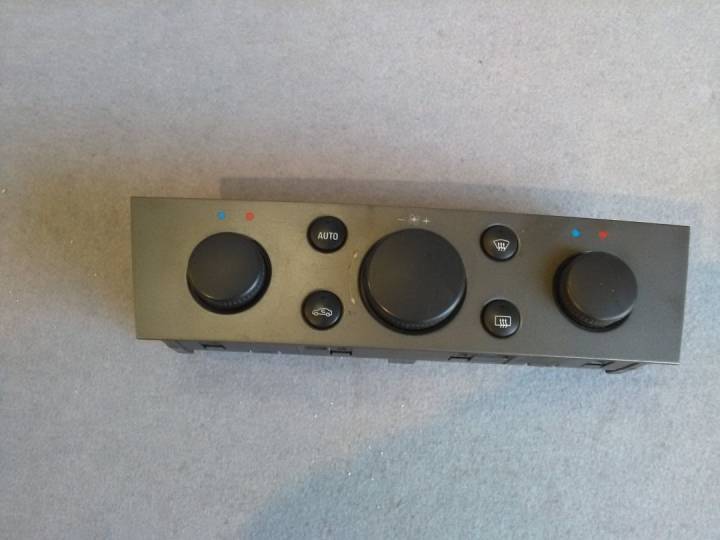 Ovládací panel klimatizace - OPEL - SIGNUM šikmá zadní část (Z03)