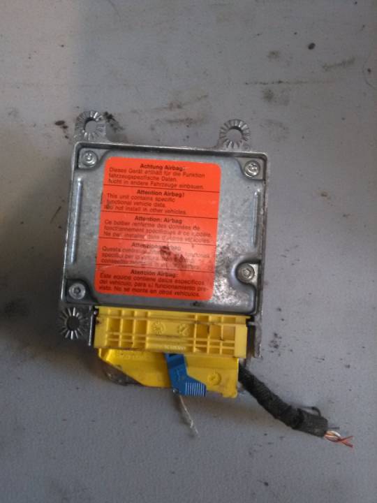 Jednotka Airbagu - ŠKODA - OCTAVIA I (1U2)