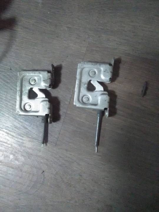 Zámek kapoty 2 ks - BMW - 3 (E90)