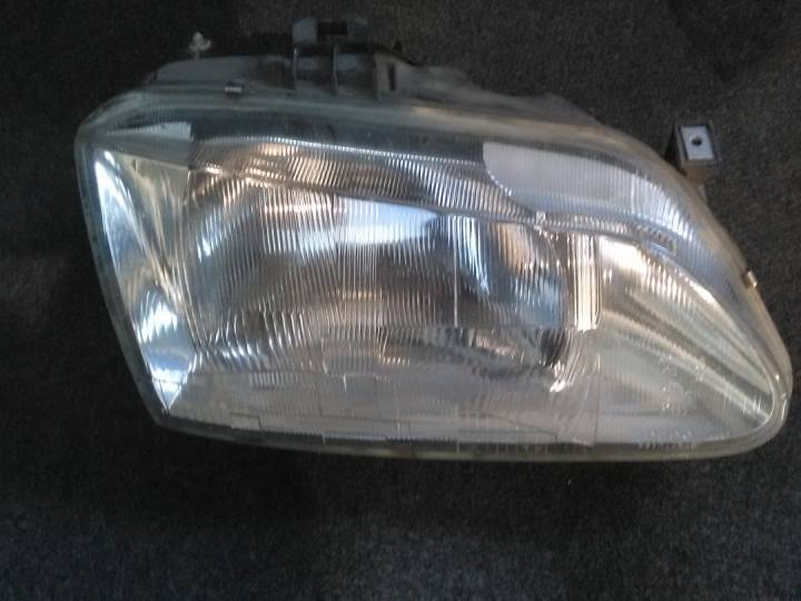 Pravé přední světlo - RENAULT - Megane Scenic