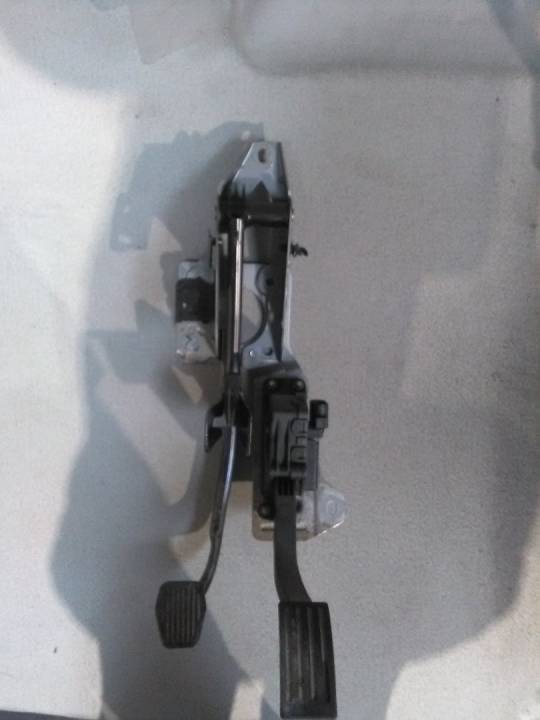 Pedál - brzdový, plynový - FORD - FOCUS II combi