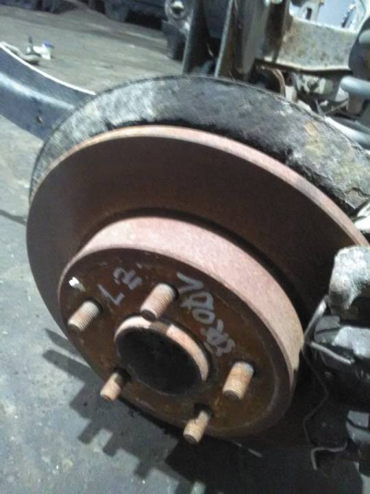 Levý zadní brzdový kotouč - FORD - FOCUS II combi