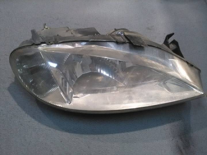 Pravé přední světlo - RENAULT - Megane combi