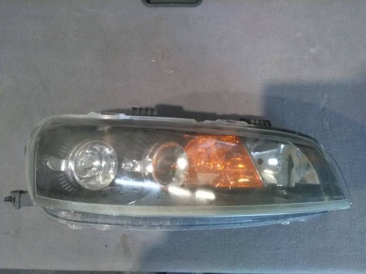 Pravé přední světlo - FIAT - Punto hatchback, 3Dv.