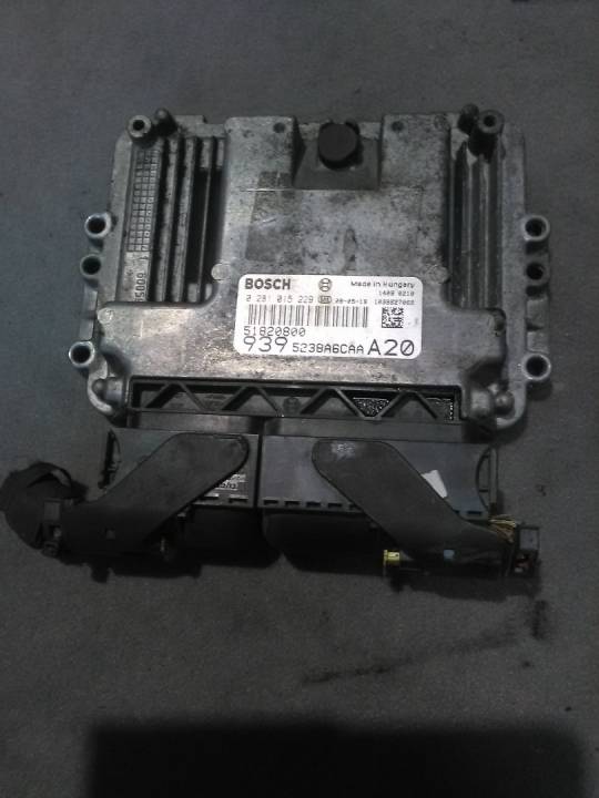 Řídící jednotka motoru - ALFA - Romeo 159 AC KOMBI