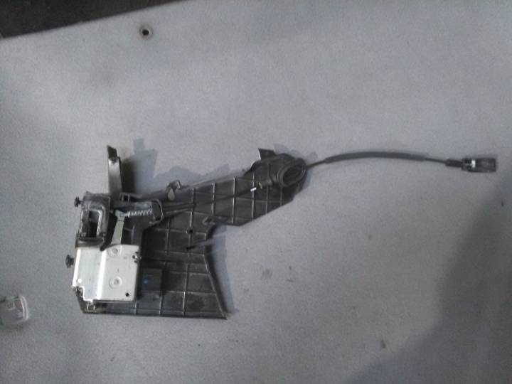 Levý přední zámek dveří - FORD - FUSION, COMBI, 1.4 DURATEC 16V,