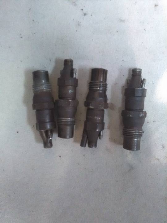 Naftové vstřiky 4ks - VOLKSWAGEN - CADY combi 3DV.