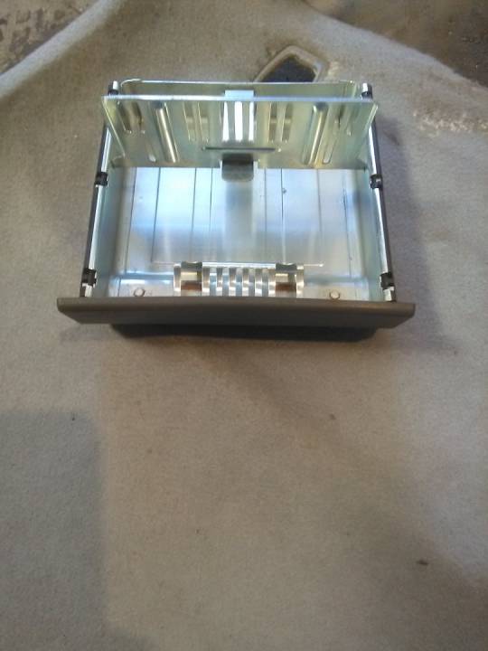 Popelník - ŠKODA - FAVORIT (781)