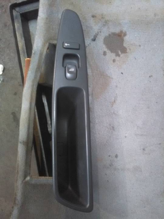 Ovládání oken - VOLVO - V40 combi (VW)