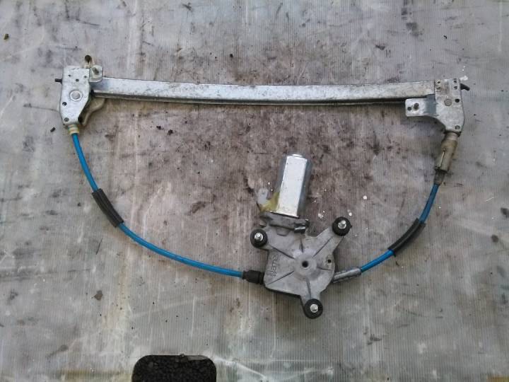 Pravé přední stahování okna elektrické - PEUGEOT - 406 combi (8E/F)