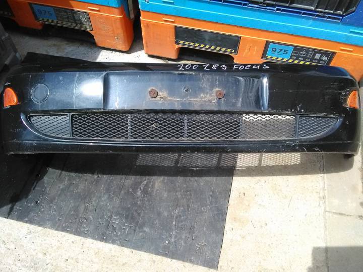 Přední nárazník s mřížkou - FORD - FOCUS I (DAW, DBW)