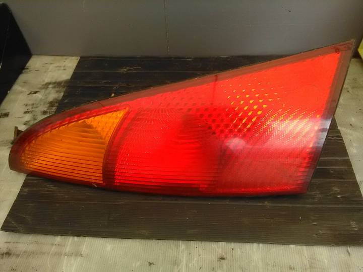 Levé zadní světlo - FORD - FOCUS I (DAW, DBW)