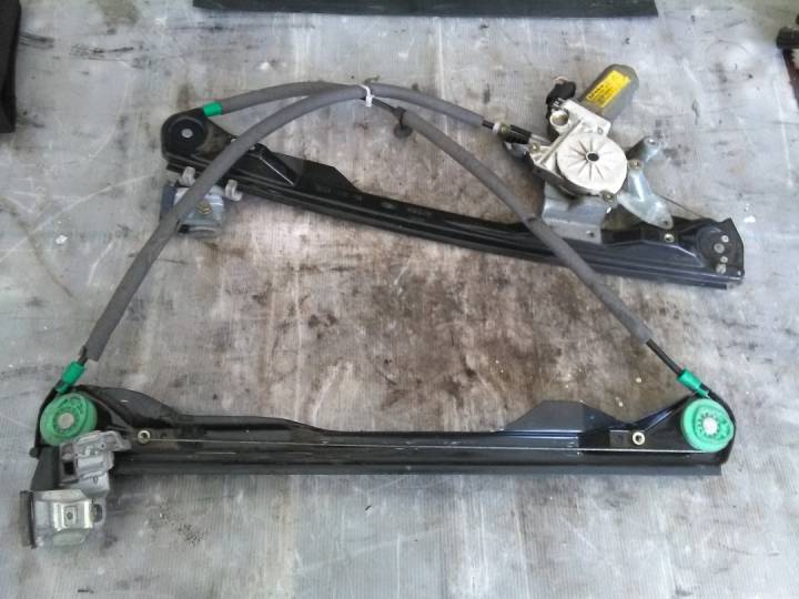 Pravé přední stahování okna elektrické - FORD - FOCUS I (DAW, DBW)