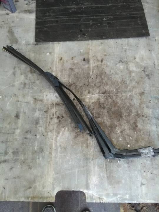 Ramena stěračů 2kusy - ROVER - 25 šikmá zadní část (RF)