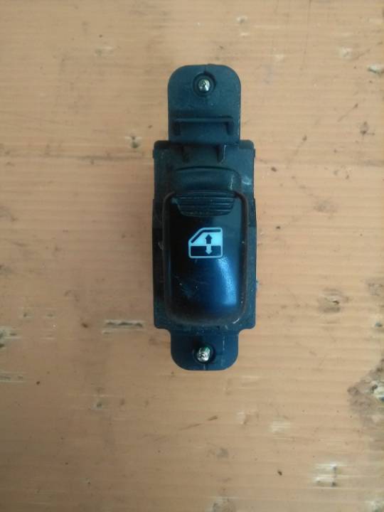 Ovládání stahování okna elektrické - HYUNDAI - SANTA Fe I (SM)