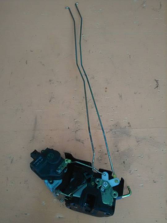 Pravý zadní zámek dveří - centrál - HYUNDAI - SANTA Fe I (SM)