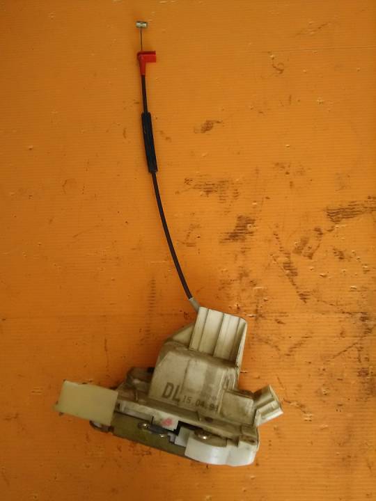 Pravý přední zámek dveří - centrál - FORD - MONDEO II sedan (BFP)