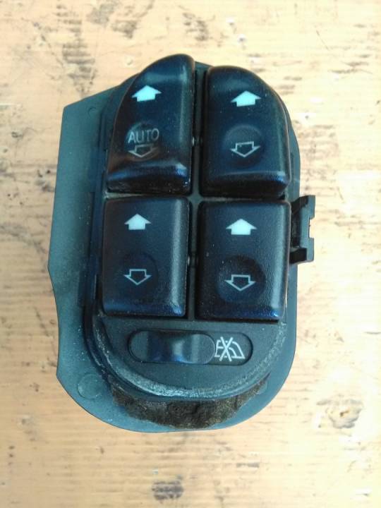 Ovládání stahování oken u řidiče - elektrické - FORD - MONDEO II sedan (BFP)