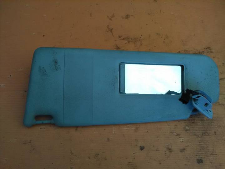 Sluneční clona pravá - VOLKSWAGEN - PASSAT (3B3)