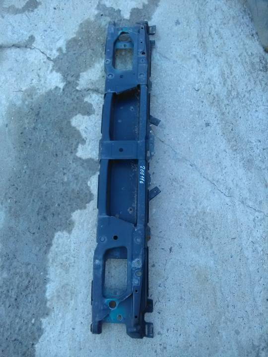 Výztuha předního nárazníku - VOLKSWAGEN - GOLF III (1H1)