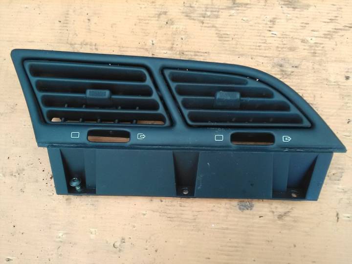 Výdechy topení - PEUGEOT - 306 hatchback (7A, 7C, N3, N5)