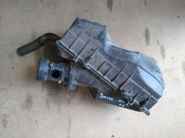 Filtr box airbox - ŠKODA - OCTAVIA I (1U2)