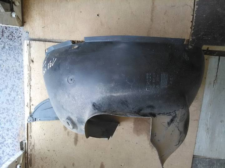 Pravý přední podběh - ŠKODA - FABIA I (6Y2)