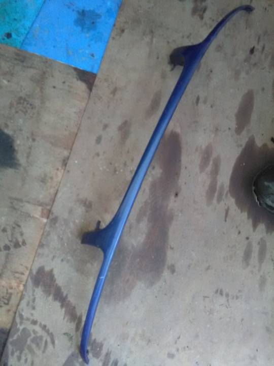 Přední lišta pod světla - VOLKSWAGEN - POLO (6N1)