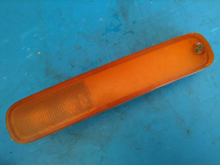 Pravý přední blinkr - MAZDA - 323 P V (BA)