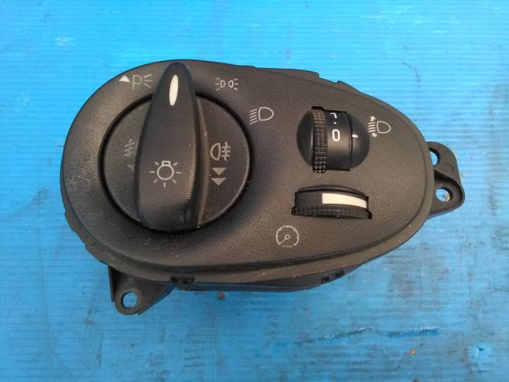 Ovládání světel - FORD - FOCUS I (DAW, DBW)