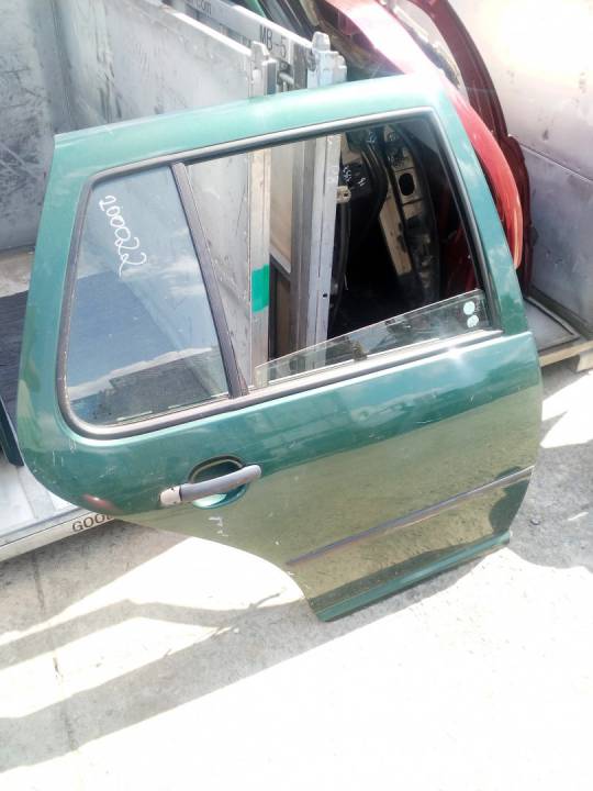 Dveře pravé zadní - VOLKSWAGEN - GOLF IV (1J1)