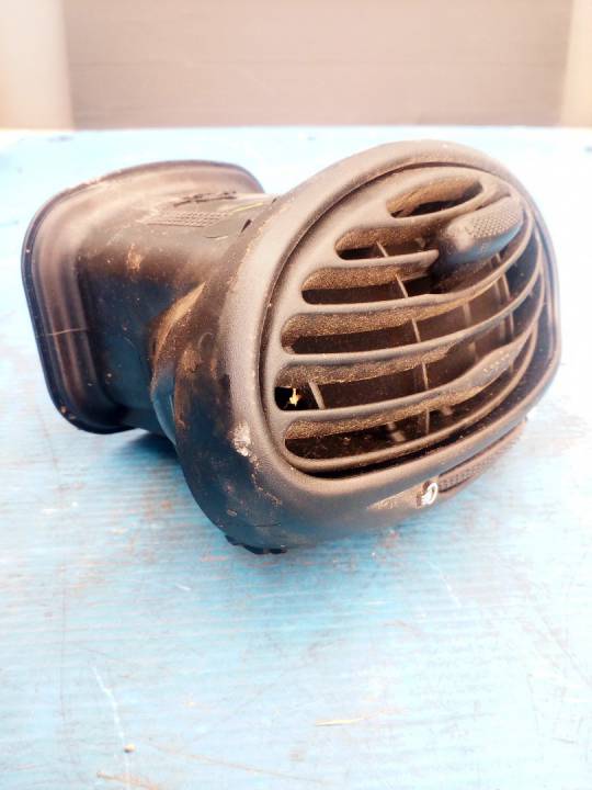 Ventilace palubní desky - FORD - FOCUS I (DAW, DBW)