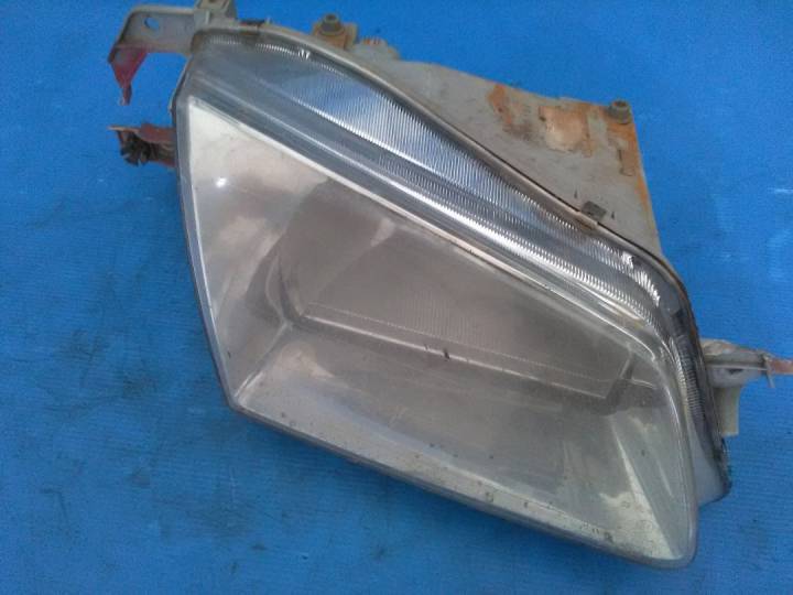 Pravé přední světlo - MAZDA - 323 S VI (BJ)