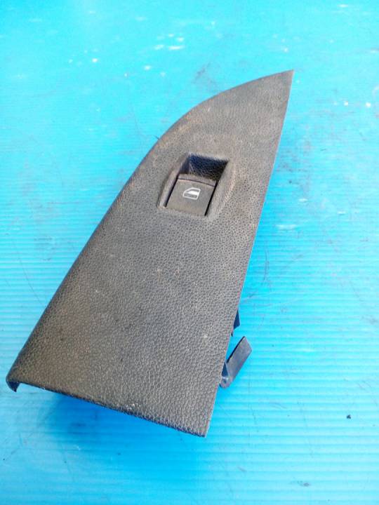 Tlačítko ovládání el. stahování oken pravé přední - ŠKODA - FABIA I (6Y2)