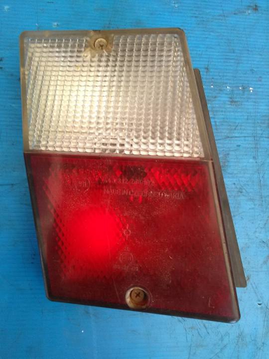 Levé zadní světlo - kufr - ŠKODA - FAVORIT Forman (785)