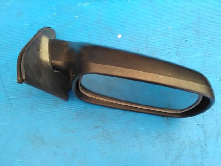 Pravé zpětné zrcátko - mechanické - TOYOTA - STARLET (_P8_)