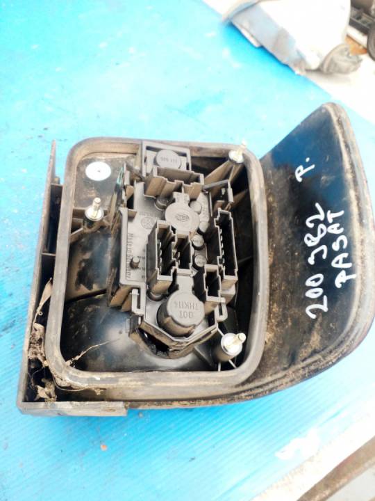 Světlo pravé zadní - VOLKSWAGEN - PASSAT (3A2, 35I)