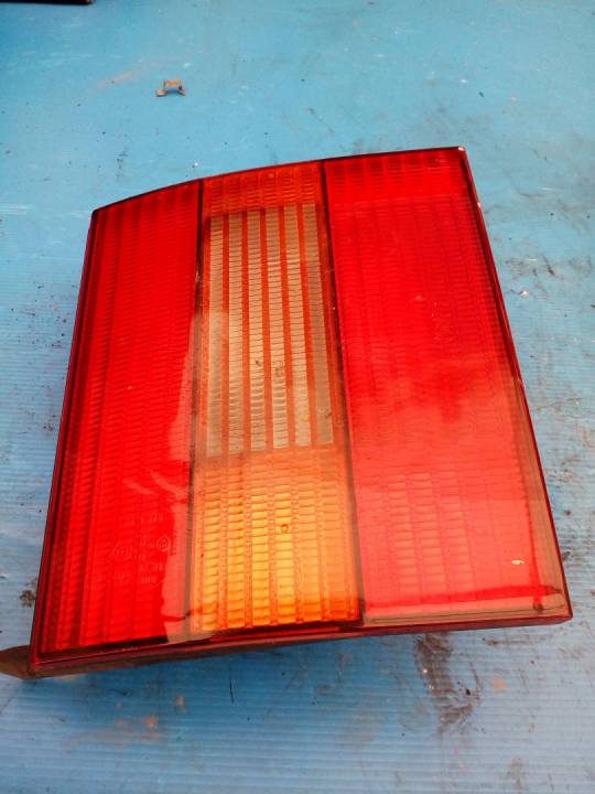 Světlo kufru pravé - VOLKSWAGEN - PASSAT (3A2, 35I)